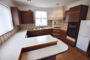 Kitchen- click for photo gallery